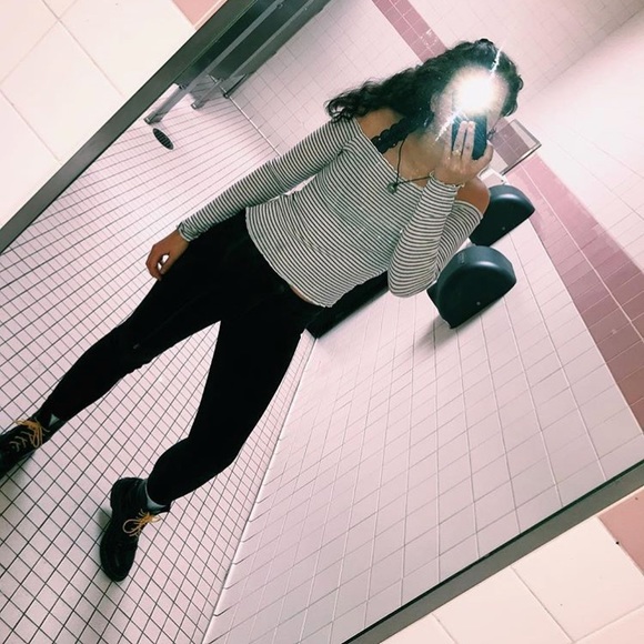 Meet your Posher, Caitlyn - Picture 1 of 7